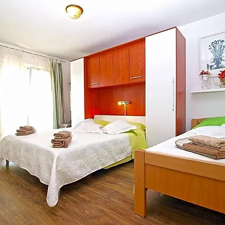 Hotel 1352 4*